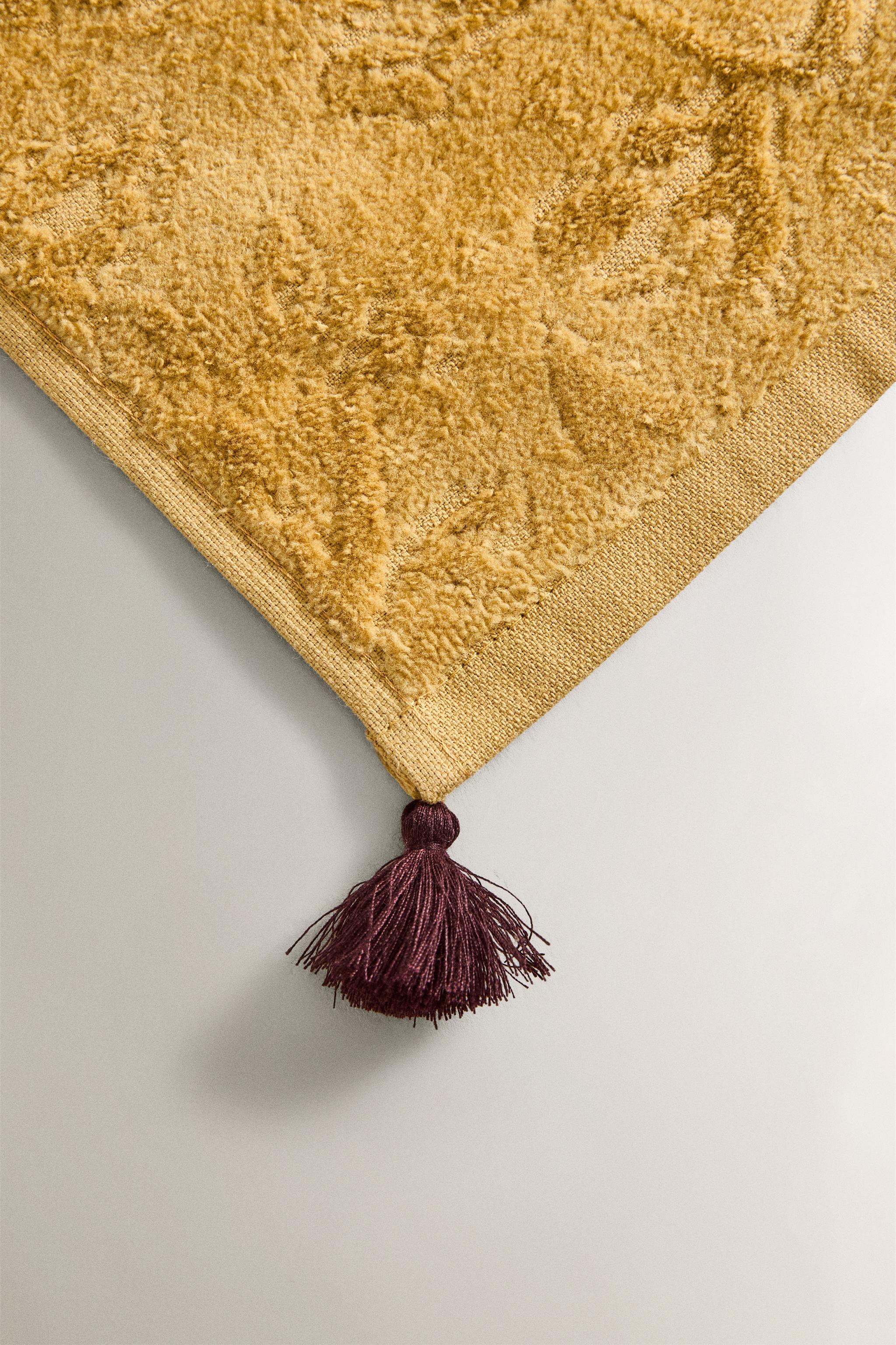 LOT SERVIETTES INVITÉS POMPONS (LOT DE 3)